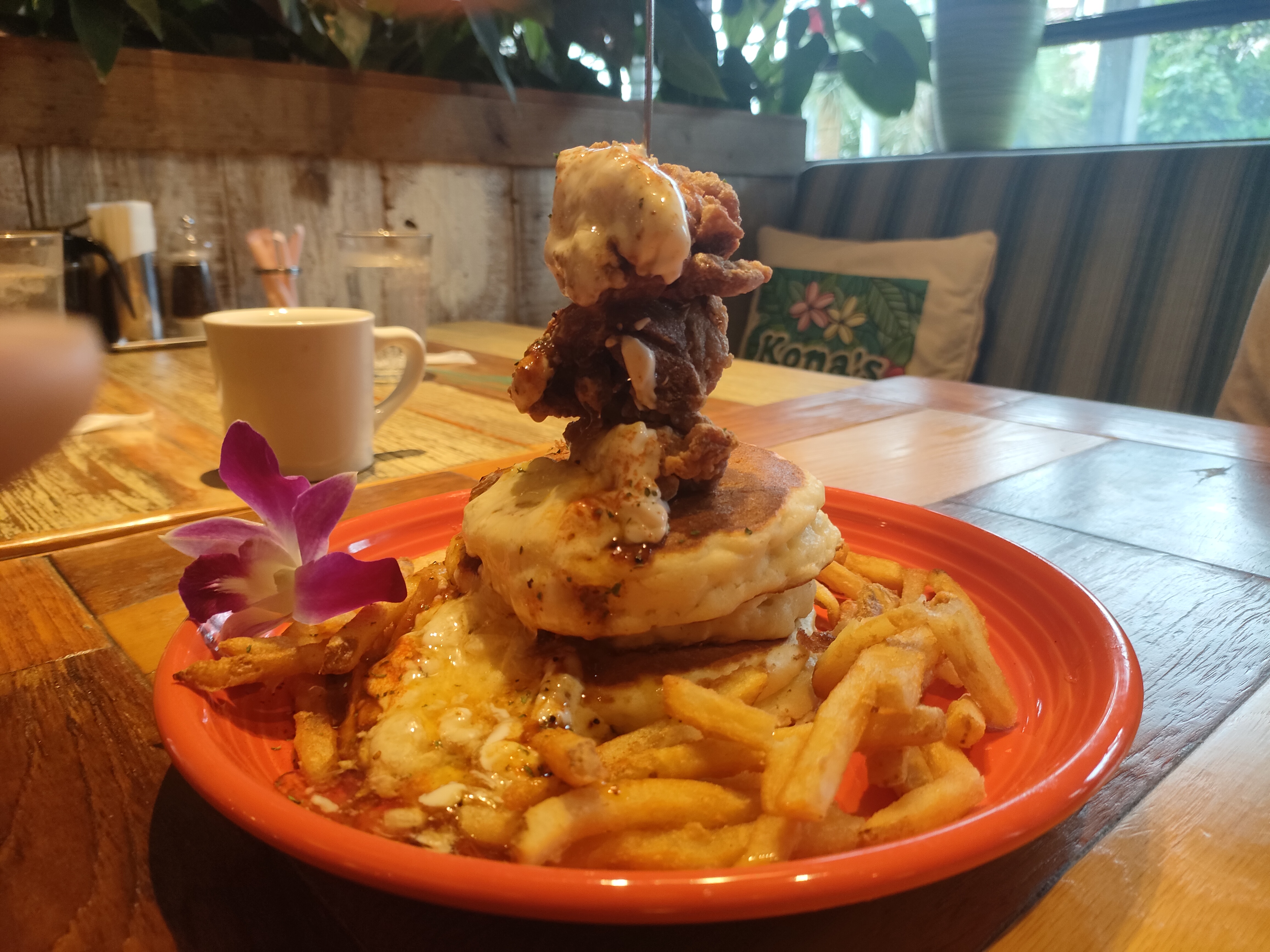 フッターが上に浮く？Next.jsでのレイアウト調整メモ